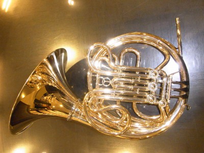 Ricco Kuhn ホルン入荷案内 | ドルチェ楽器